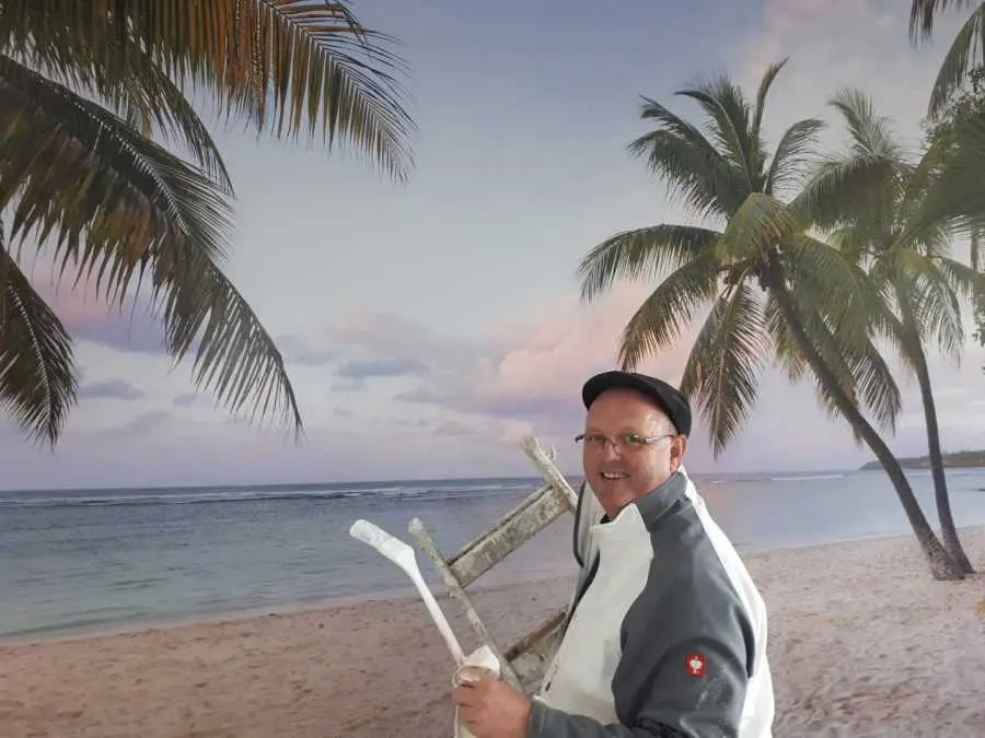 Ulf Heinze, Maler- und Lackierermeister, bei der Arbeit